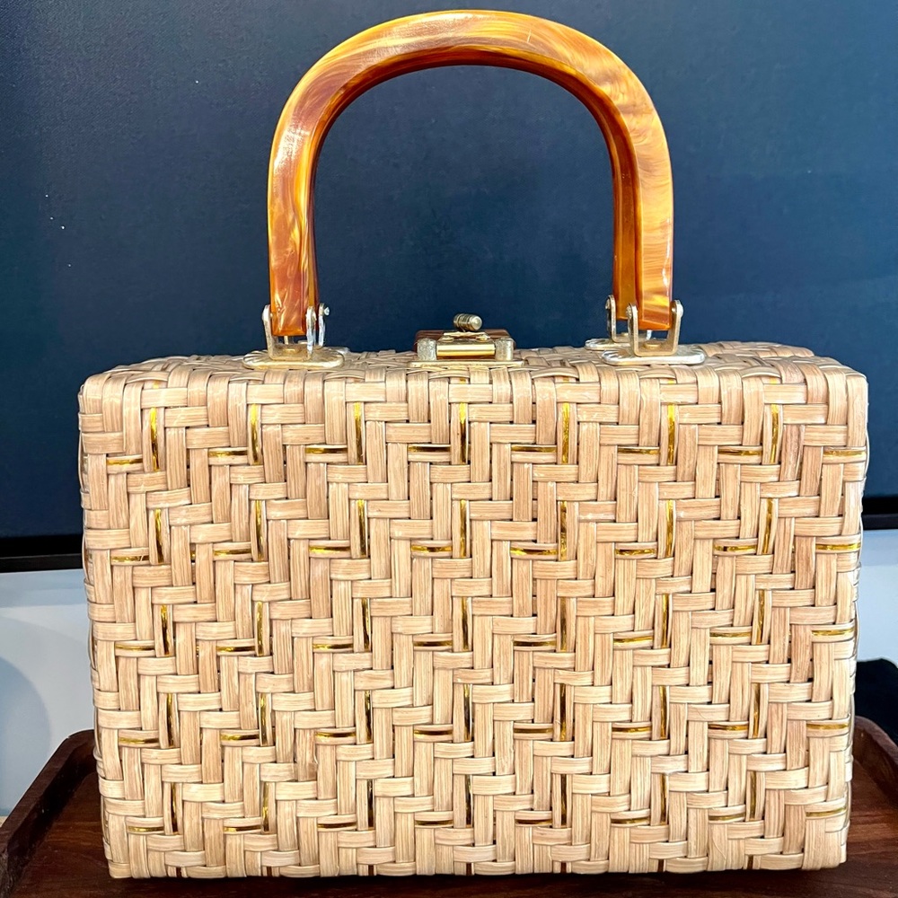 VINTAGE MCM 60s WOVEN COATED WICKER STRAW AND LUCITE BASKET PURSE HANDBAG - Picture 2 of 8